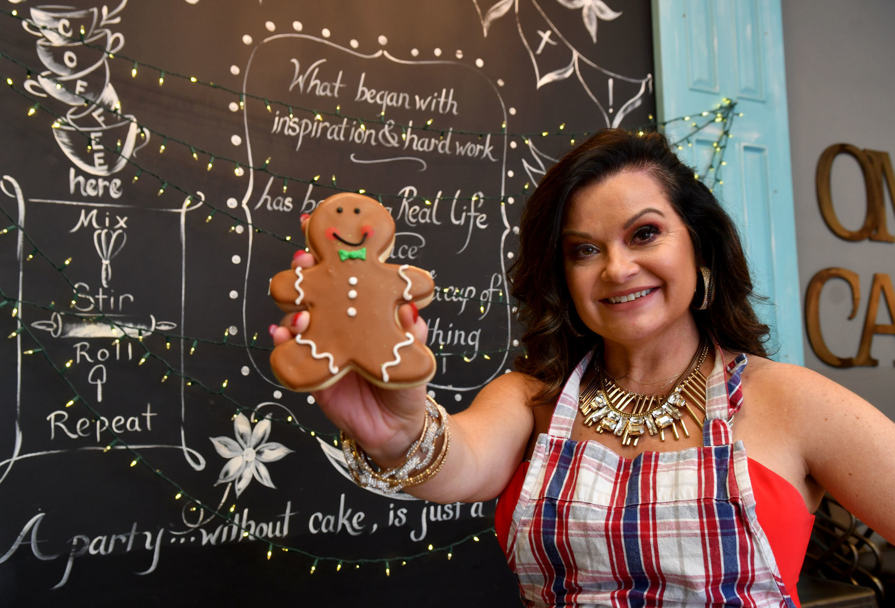 Tiphanie Cannon owner of Oh So Sweet by Tiphanie, competed on Food Network's "Christmas Cookie Challenge".